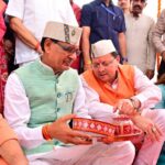 सीएम धामी दिल्ली रवाना, केंद्रीय कृषि मंत्री शिवराज सिंह चौहान से करेंगे मुलाक़ात